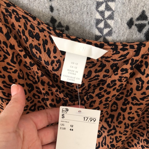 H&M Leopard 🐆 tank top - size 12 US - Picture 2 of 6